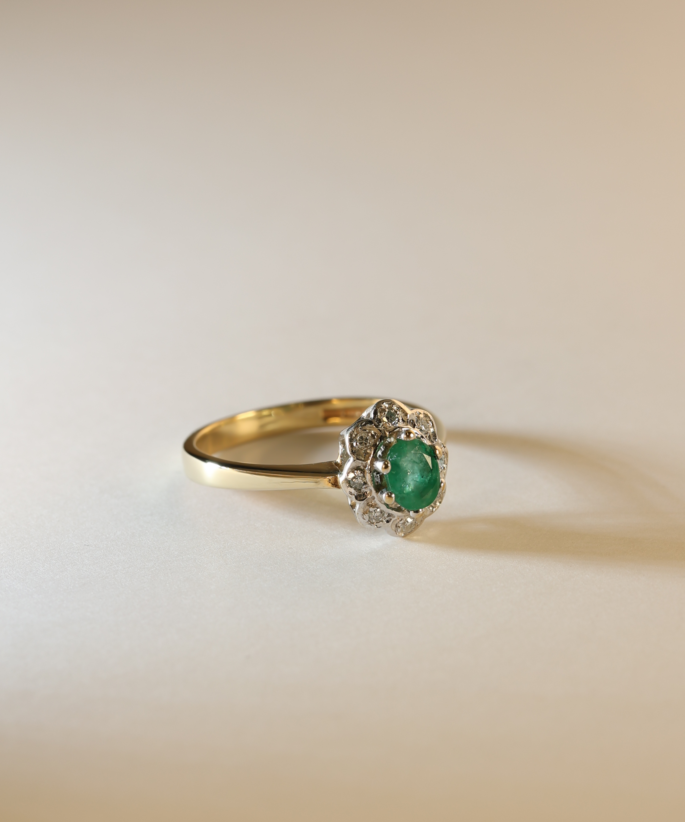 Vintage emerald online engagement rings