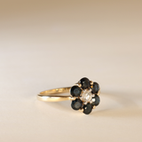 CORNELIA | 9K Sapphire Flower Ring