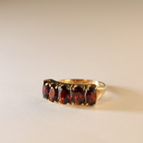HANNE | 9K Vintage Garnet Row Ring