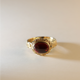 SOPHIA | 9K Vintage Garnet Cabochon Ring